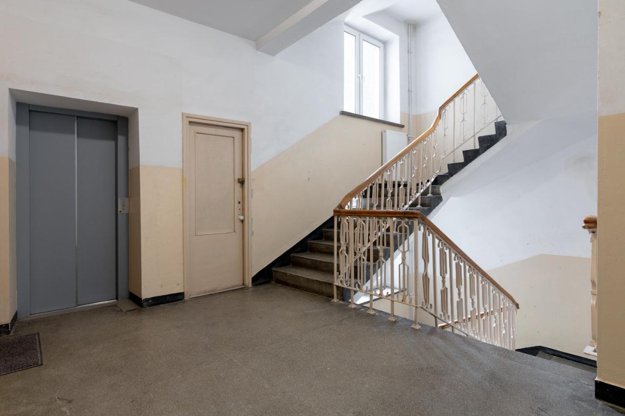 Hala Mirowska Stylish Apartment Warsaw Exterior photo
