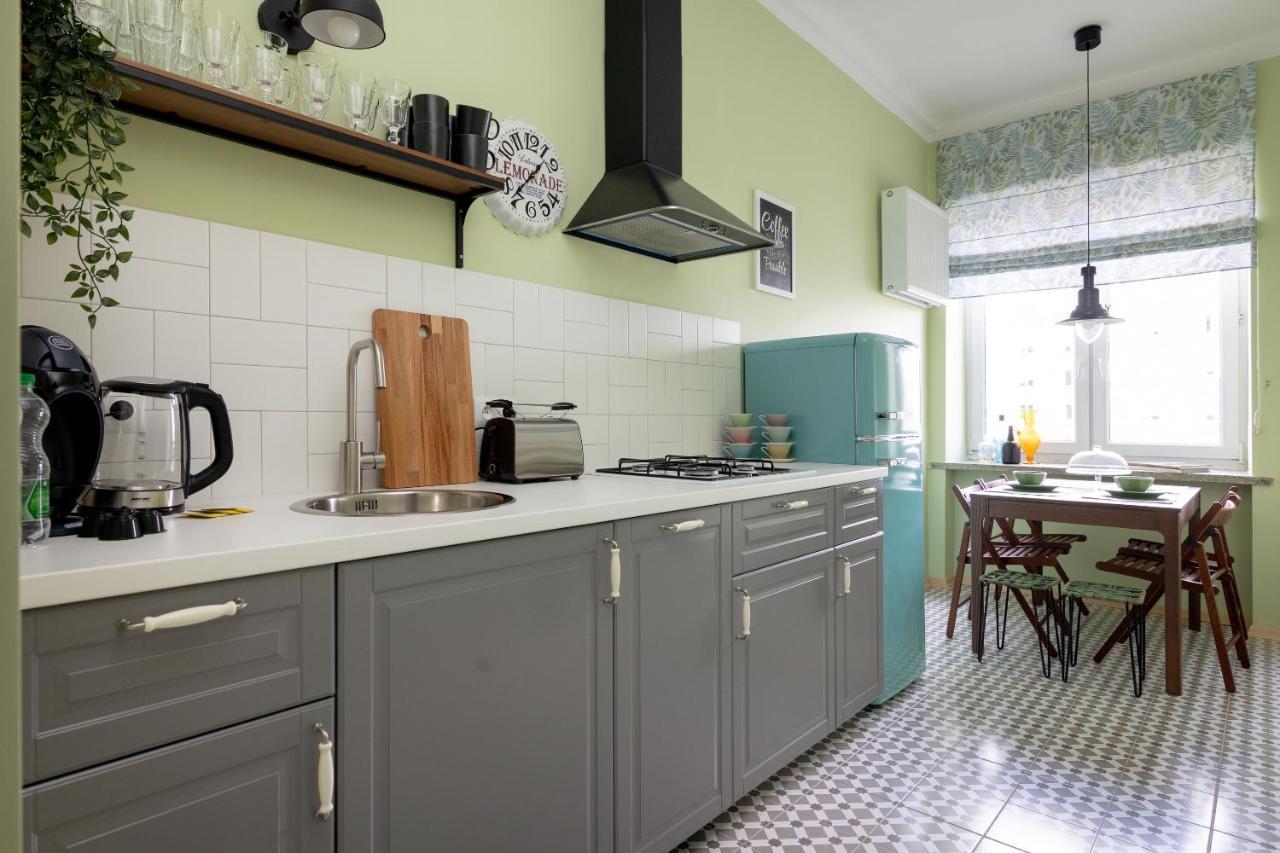 Hala Mirowska Stylish Apartment Warsaw Exterior photo